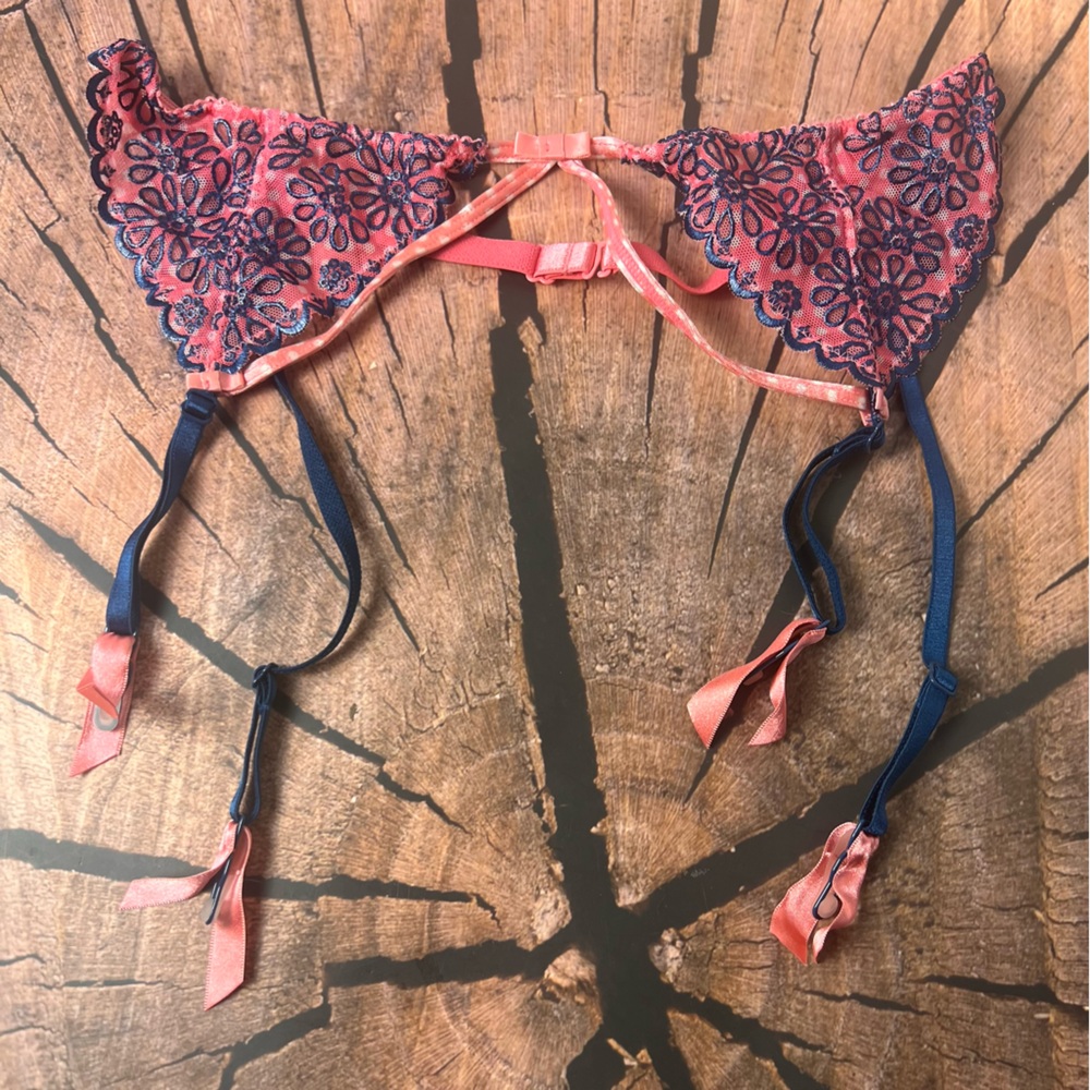 Victoria's Secret Sexy Little Things Pink Blue Lace Garter Women's M